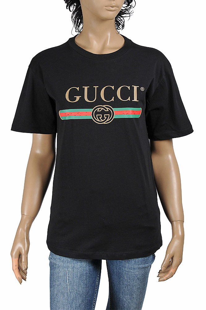 Womens Designer Clothes | GUCCI women’s oversize T-shirt with front logo print 270